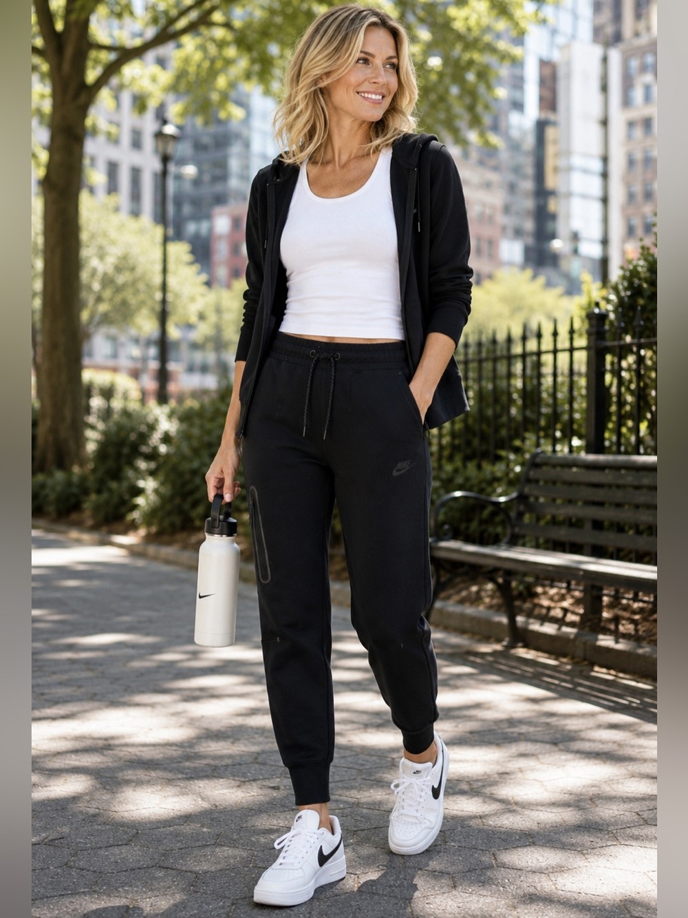 Nike Tech Women’s Fleece Jogger Pants Black Athletic Size Xl NWT